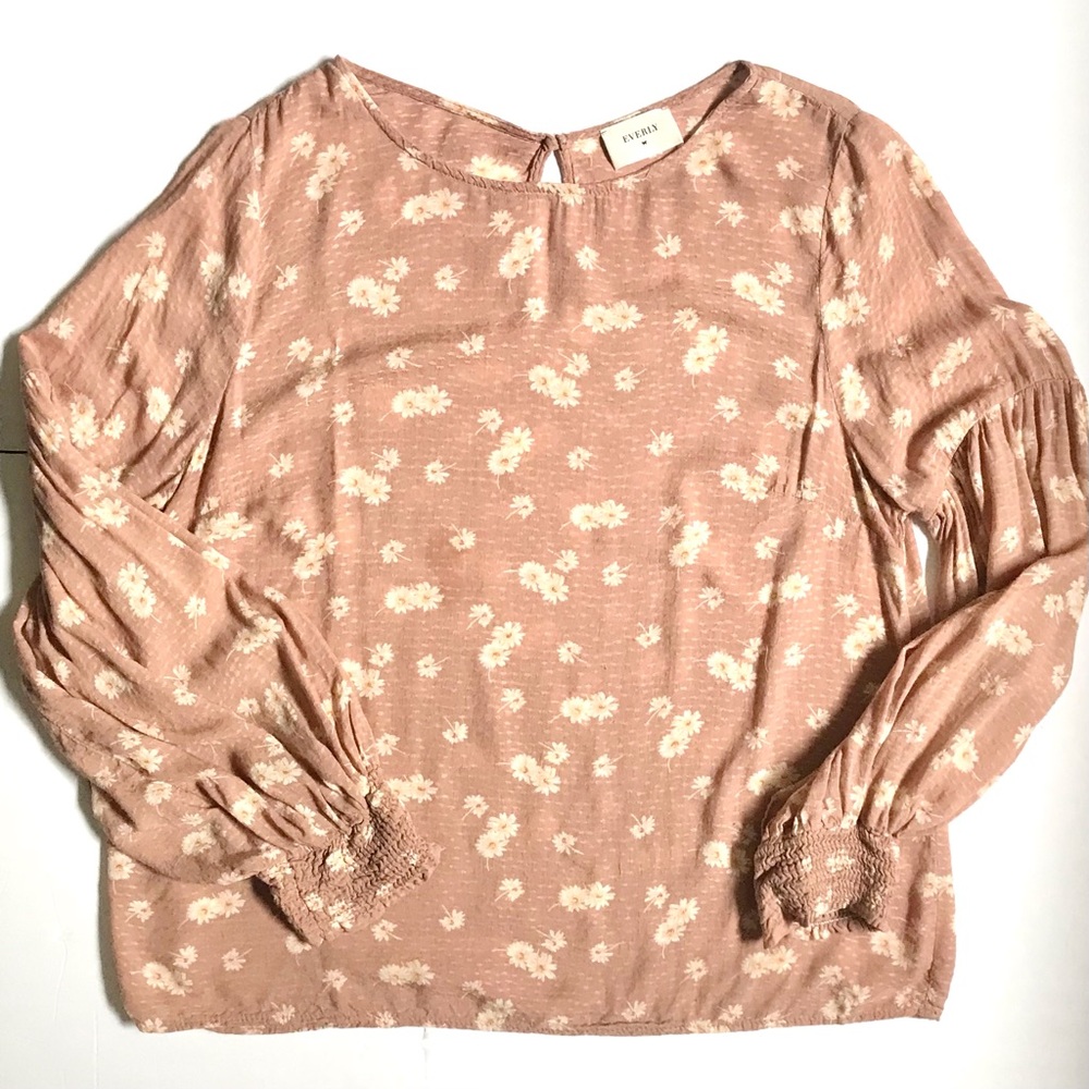 EVERLY Anthropologie Dainty Flower Print Ruffled Ballon Sleeve Pheasant Blouse